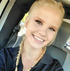 Meet your Posher, Kara